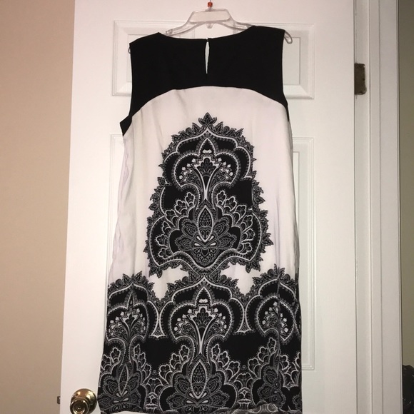 EUC New York & Company dress - Picture 4 of 7